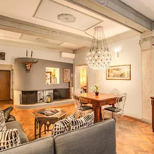  Apartamento Governo Vecchio Italia
