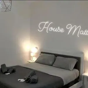  Apartamento House Mattia Italia