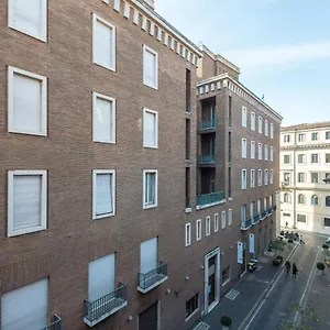  Apartamento Ara Pacis Luxury By Caprirooms Italia