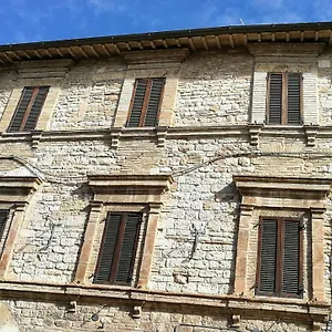  Apartamento Palazzo Calocci In Italia